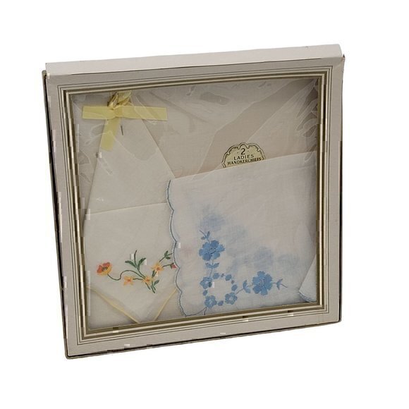 Embroidered Handkerchief Vintage NIB - Picture 1 of 5
